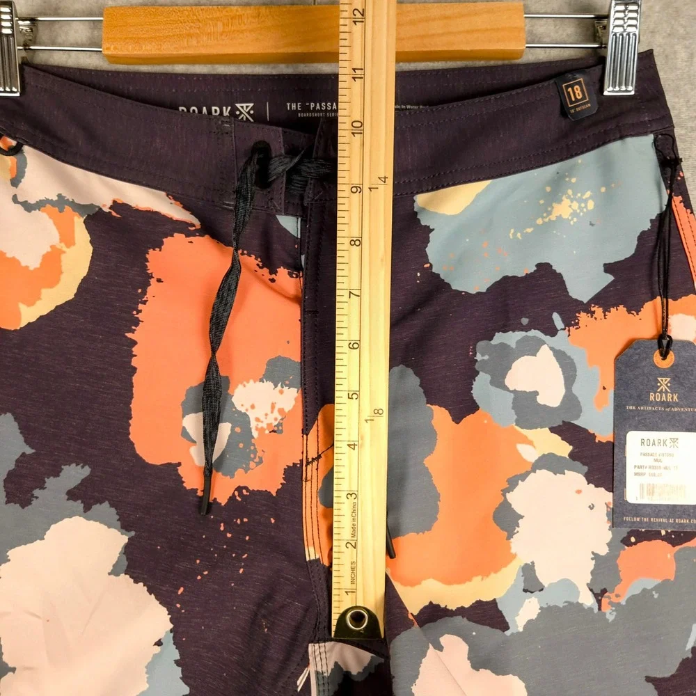 ROARK Passage Vistoso Board Shorts Swim Trunks Camo‎ Print Multicolor Mens